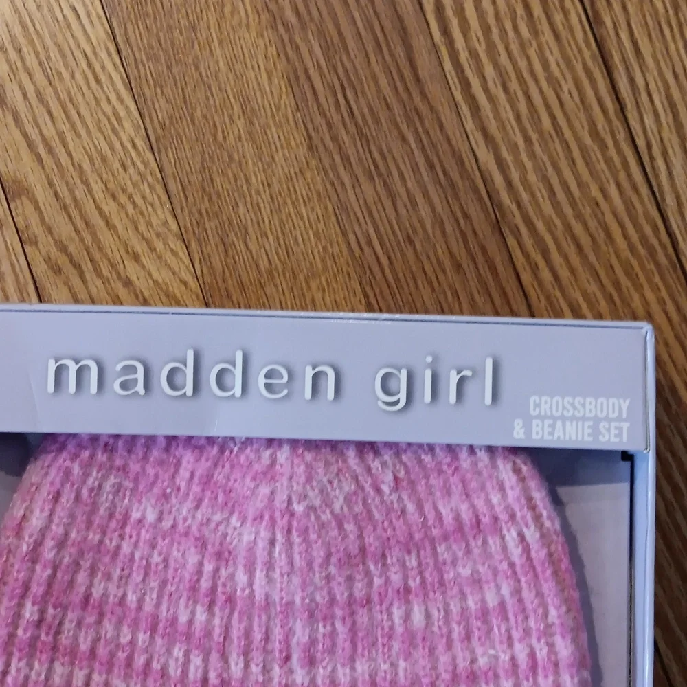 NWT Madden Girl Pink Beanie & Crossbody Gift Set ■ Gift Box Included